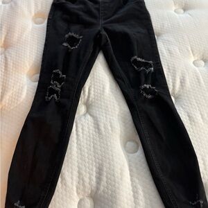 Stylish Black Distressed Women's Jeans